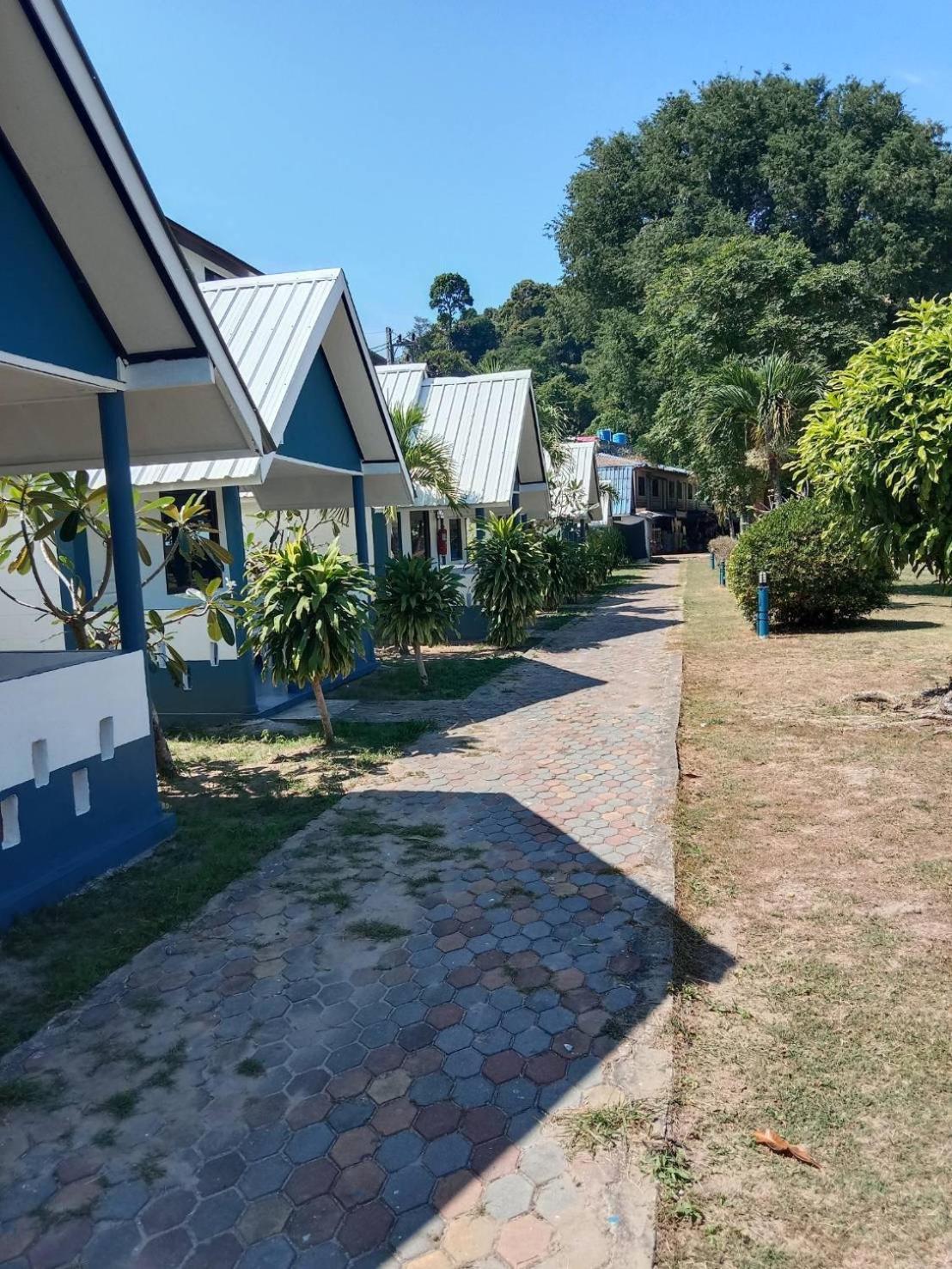 Gypsy Bungalow- Phi Phi Island Hotel Exterior photo