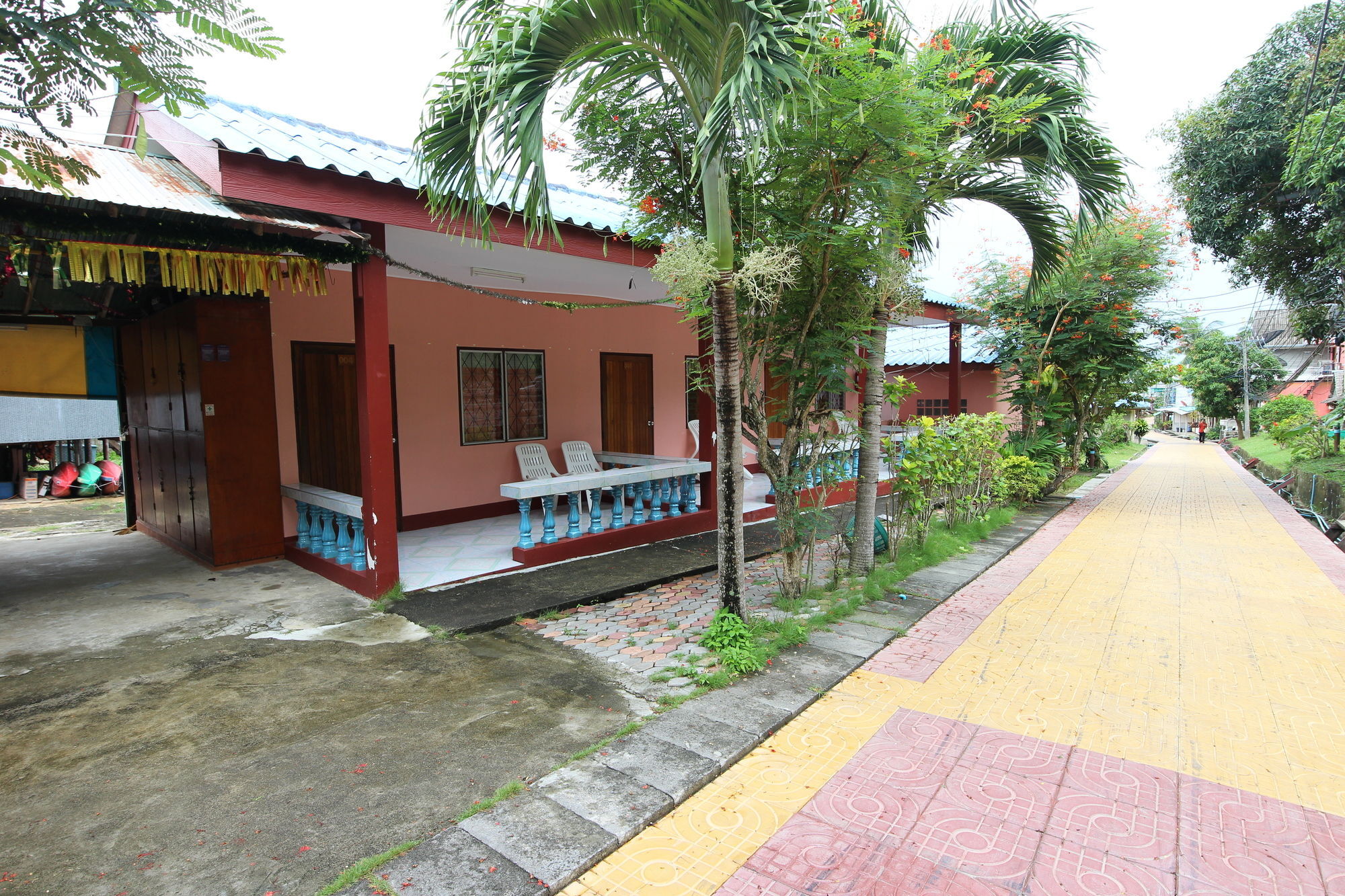 Gypsy Bungalow- Phi Phi Island Hotel Exterior photo